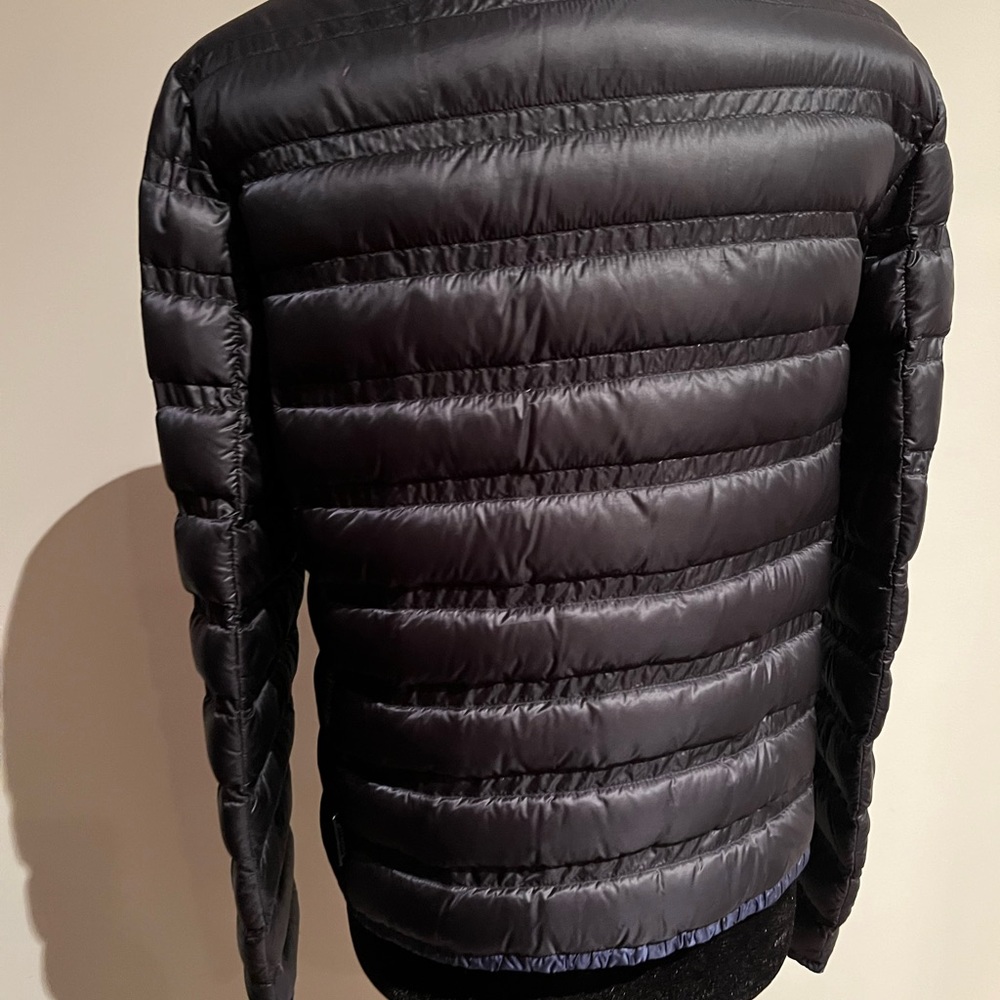 Moncler authentic jacket - Picture 4 of 13